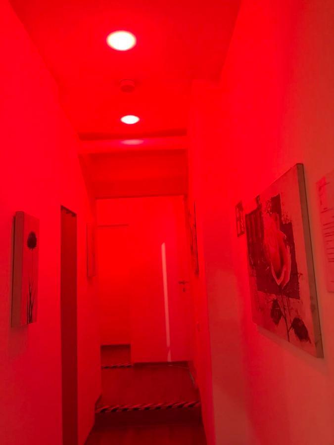 img2